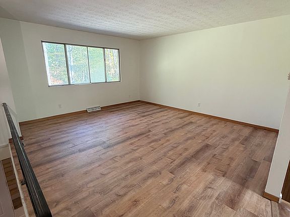 2nd image of 2854 Long Rd #2854