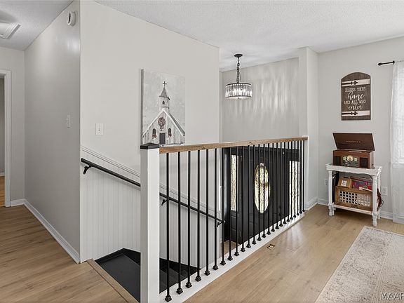5th image of 109 Northgate Rd