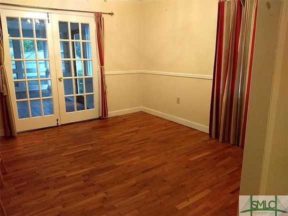 2nd image of 5528 Camelot Dr