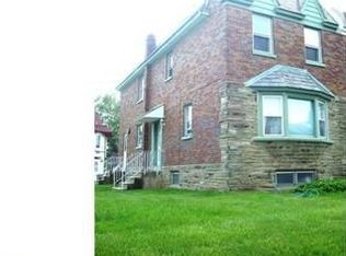 1074 Allengrove St, Philadelphia, PA 19124