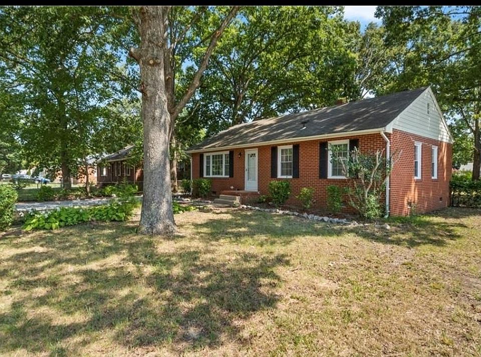 1st image of 4725 Stanley Dr