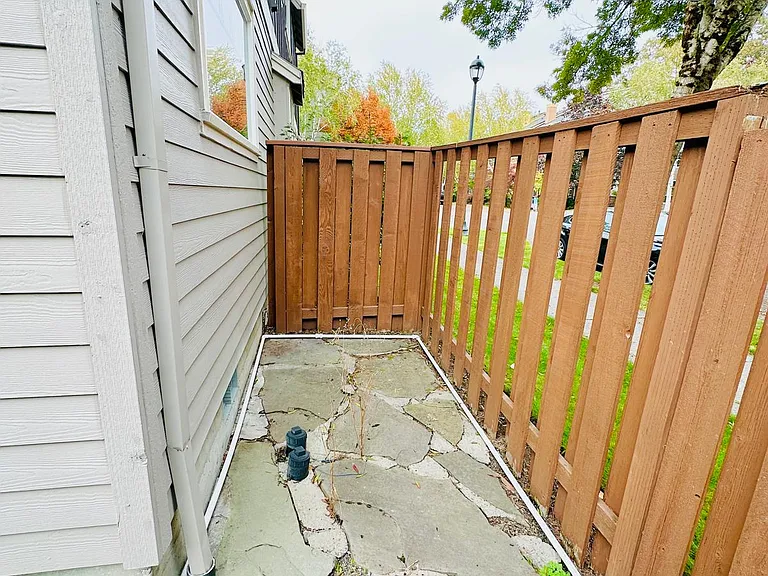 6048 NE Birch St — Photo 32