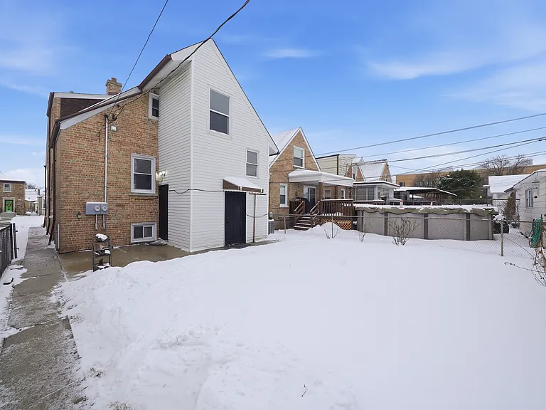 6640 W Foster Ave #2 — Photo 9