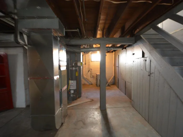 5804 Hawthorne Ave — Photo 25