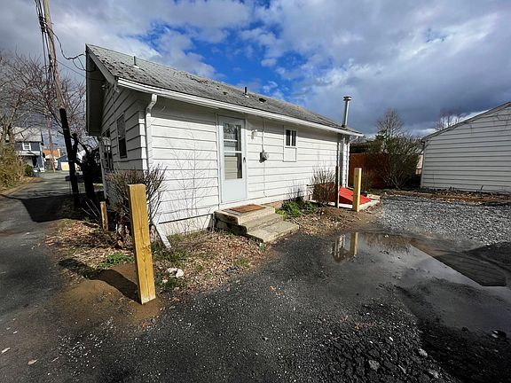 4th image of 871 Nicholas Ave
