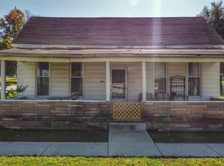 304 W Main St, Mitchell, IN 47446