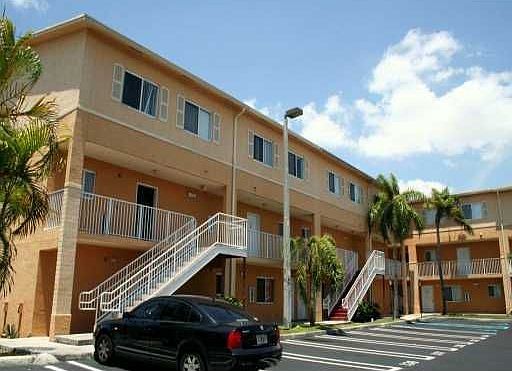 1st image of 6235 Kendale Lakes Cir #134