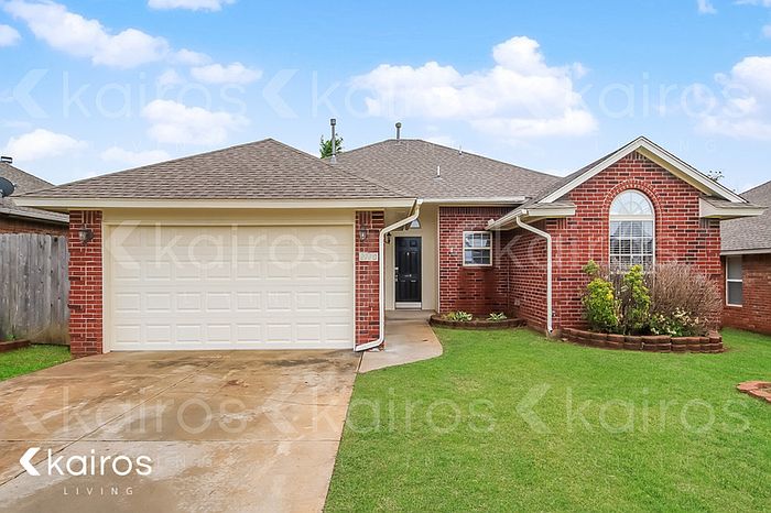 1st image of 2720 SE 94th St