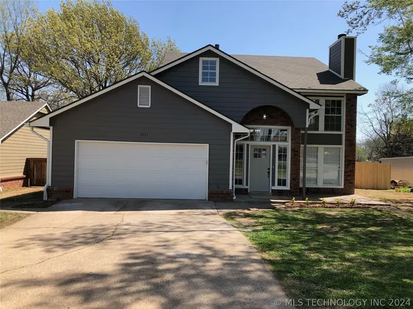3433 Springtree Ln, Sand Springs, OK 74063