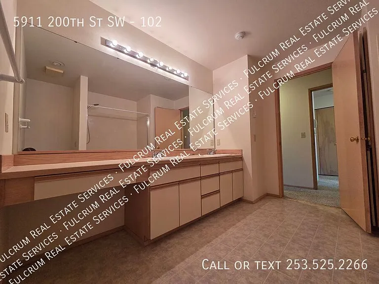 5911 200th St SW #102 — Photo 17