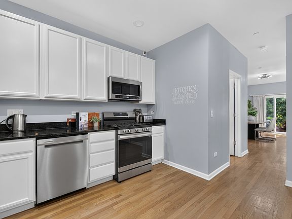 5th image of 547 Bobby Ann Ct
