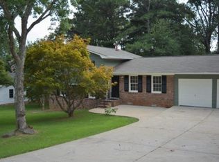 491 Foxfire Dr SW, Smyrna, GA 30082