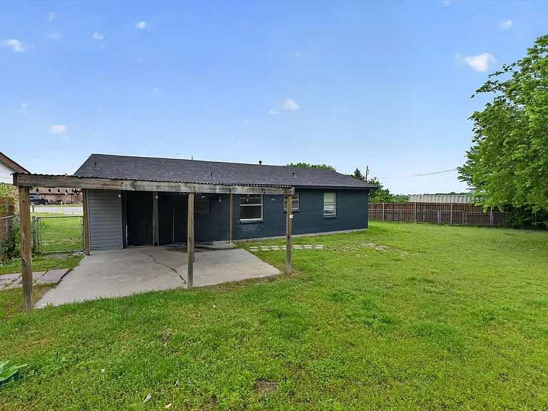 1275 McKinney Cir — Photo 23
