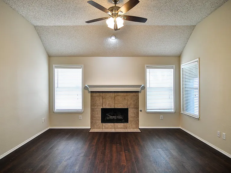 3960 Bexhill Dr — Photo 13