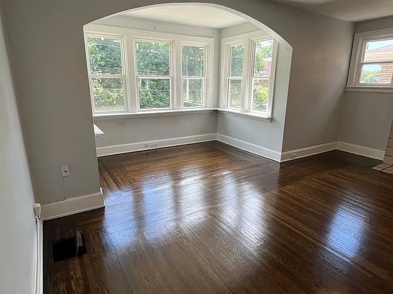 682 Greenwood Ave — Photo 6