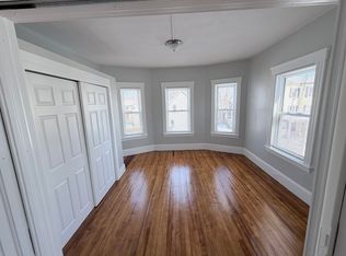 9 Lewis St APT 3, Worcester, MA 01610