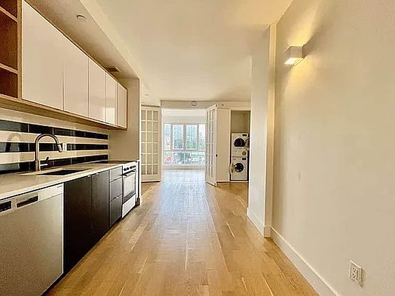2nd image of 2288A Atlantic Ave #2D