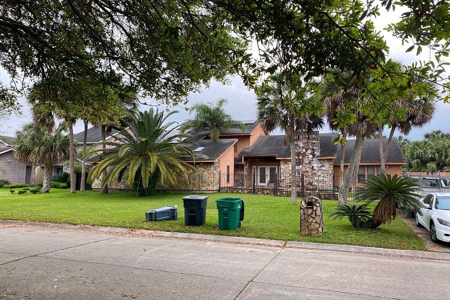 1st image of 3633 Lake Providence Dr