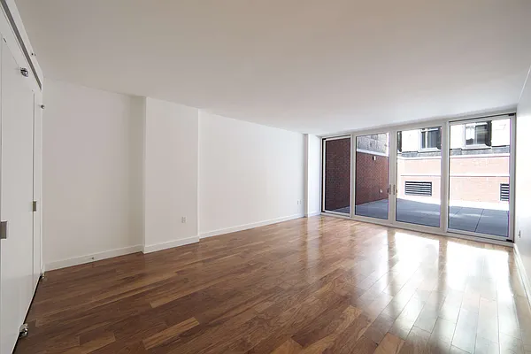 Rented by 84-86 White Street LLC | media 23
