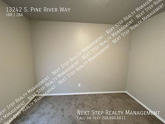 3rd image of 13242 S Pine River Way