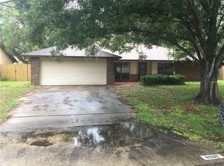 8237 Lost Lake Dr, Orlando, FL 32817