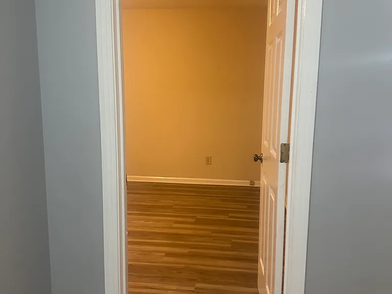 809 Hilltop Cir #HOUSE — Photo 33