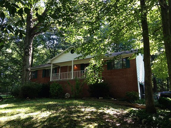 3rd image of 13427 Celtic Ln