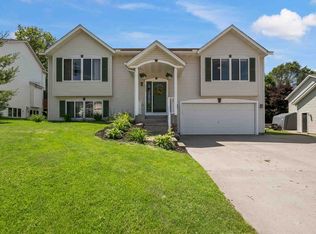 8503 Jensen Ave S, Cottage Grove, MN 55016