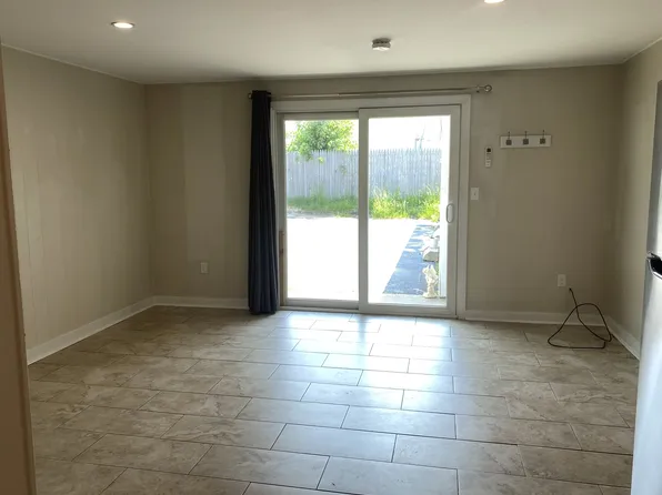 18 Imperial St #107, Old Orchard Beach, ME 04064