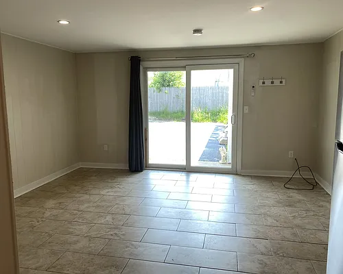 18 Imperial St #107 Photo 1