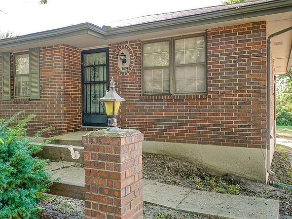3rd image of 709 NW 6th St