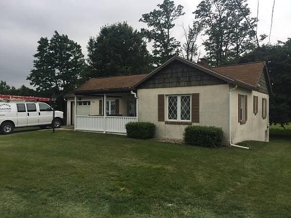 2nd image of 114 Hoffman Dr