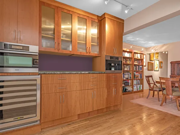 79-10 34th Avenue image 5 of 17