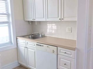 34-34 44th St #3, Long Island City, NY 11101