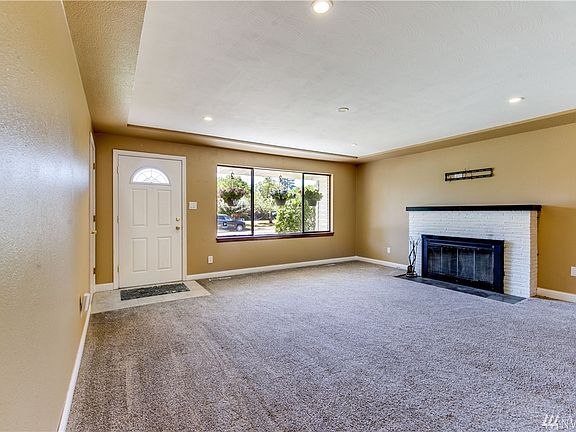 5th image of 10411 Rowland Ave SW