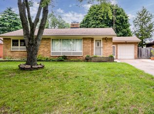 223 Fisk Rd, Benton Harbor, MI 49022