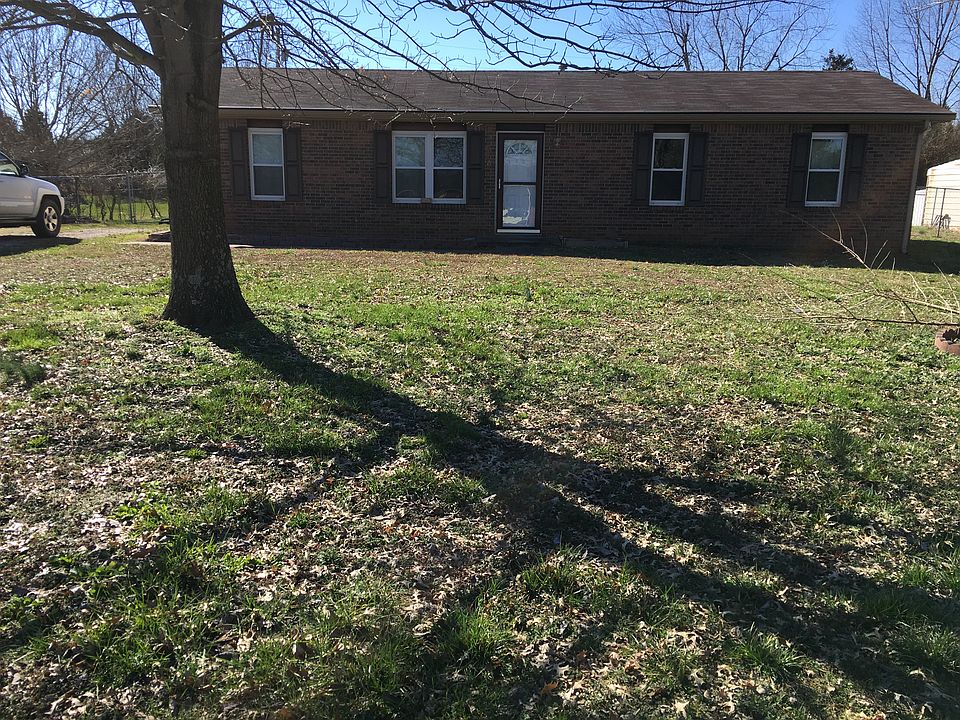 1st image of 299 Countrywood Pl