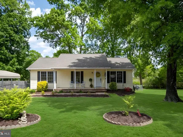 7404 N Katie Dr, Fredericksburg, VA 22407