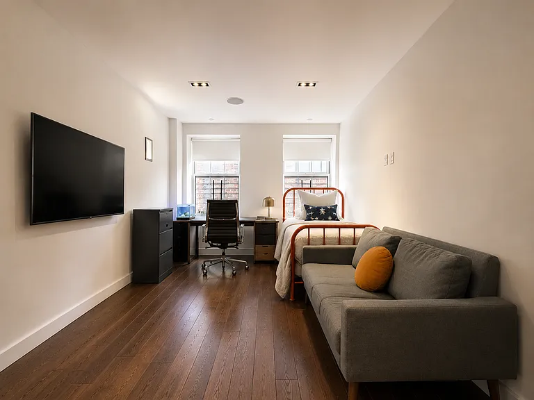 405 Broadway #3 — Photo 8