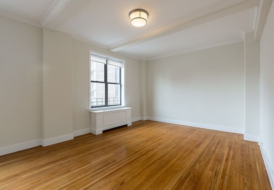1st image of 210 W 70th St APT 1206