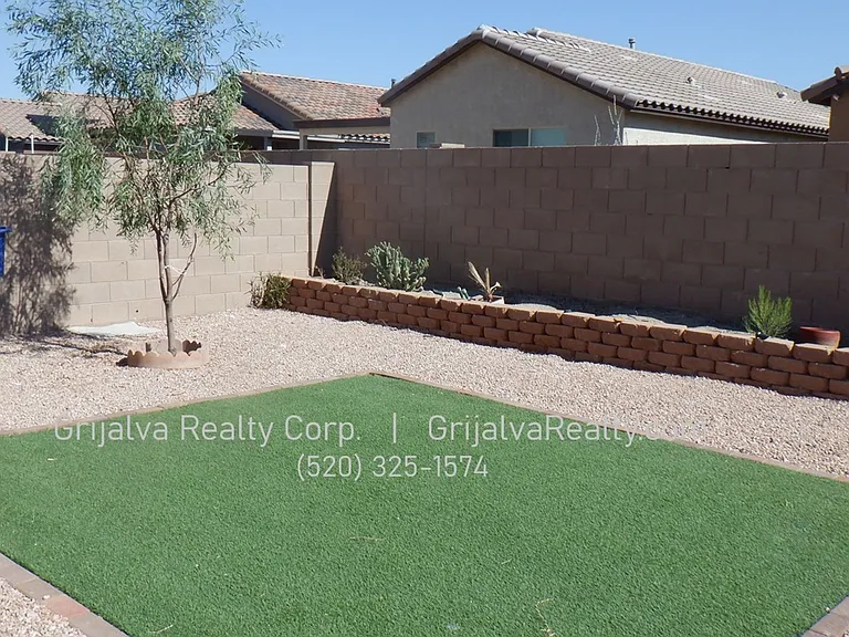 8749 E Pebble Stone Ln — Photo 17