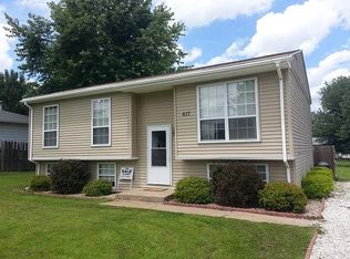 417 Briarwood Dr, Payson, IL 62360