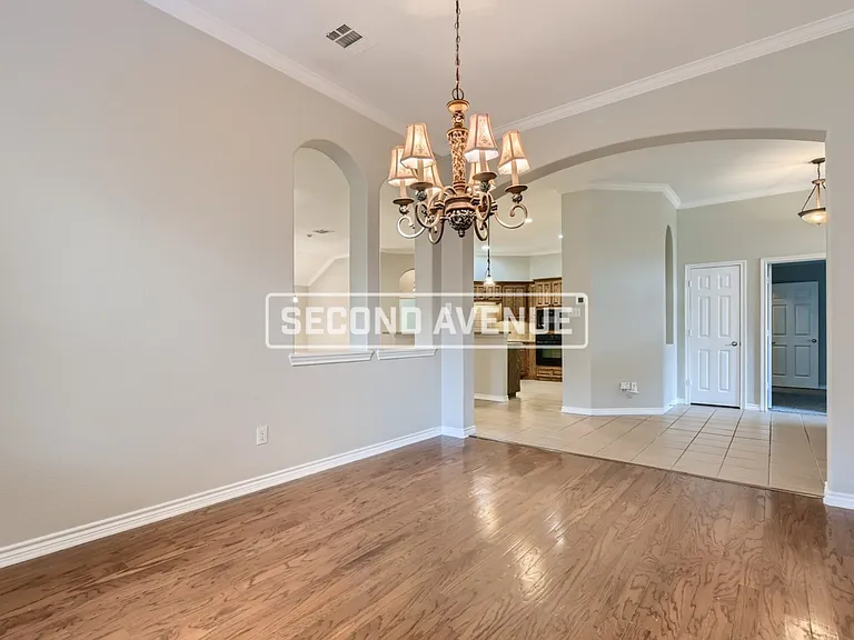 302 Charlie Way — Photo 9