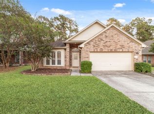 3520 White Oak Point Dr, Conroe, TX 77304