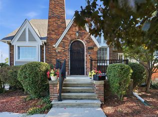 23729 Joy St, Saint Clair Shores, MI 48082