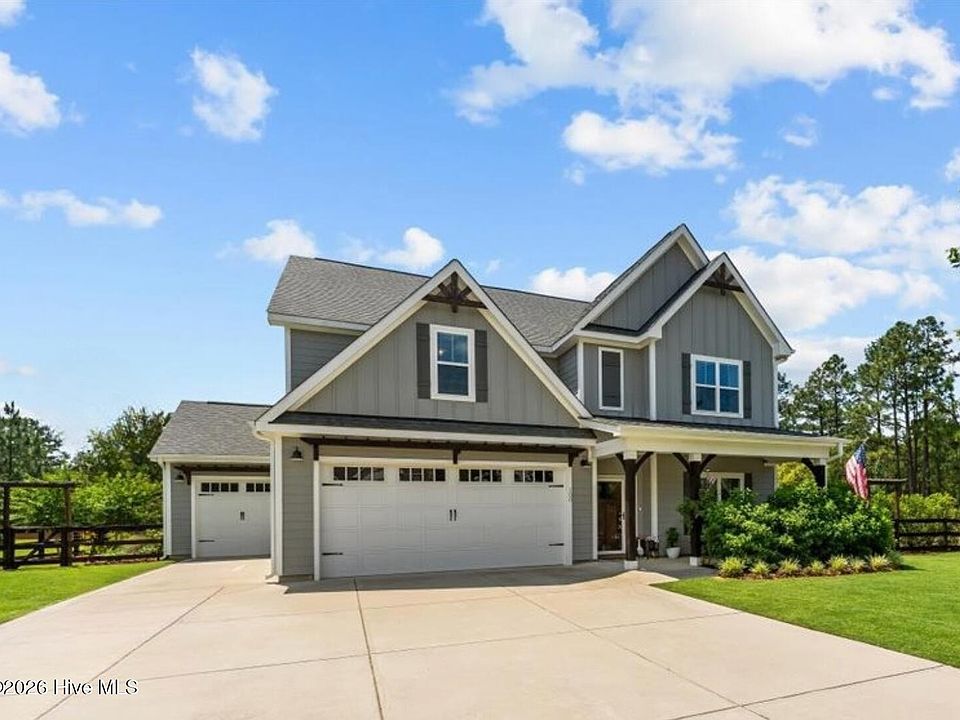 1st image of 100 Amelia Drive