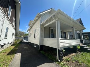 5 N State St, Aurora, IL 60505