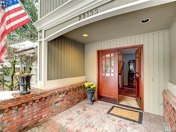 2nd image of 22133 NE 26th Pl