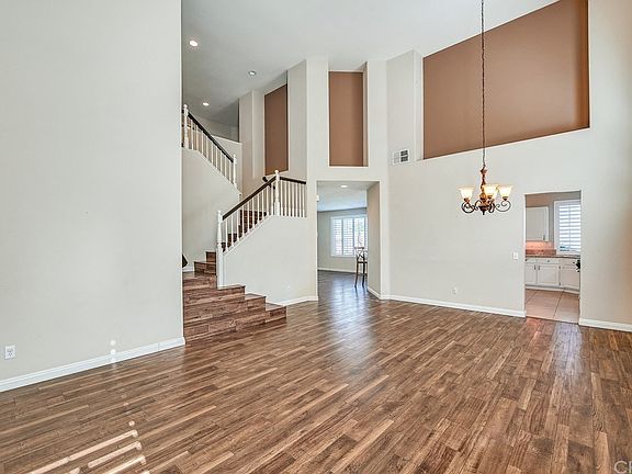 5th image of 14757 Maplewood Dr