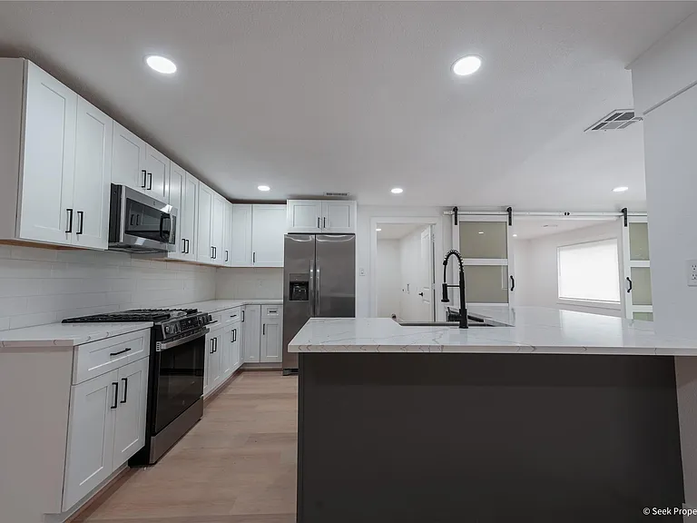 7942 Hammerly Blvd — Photo 5